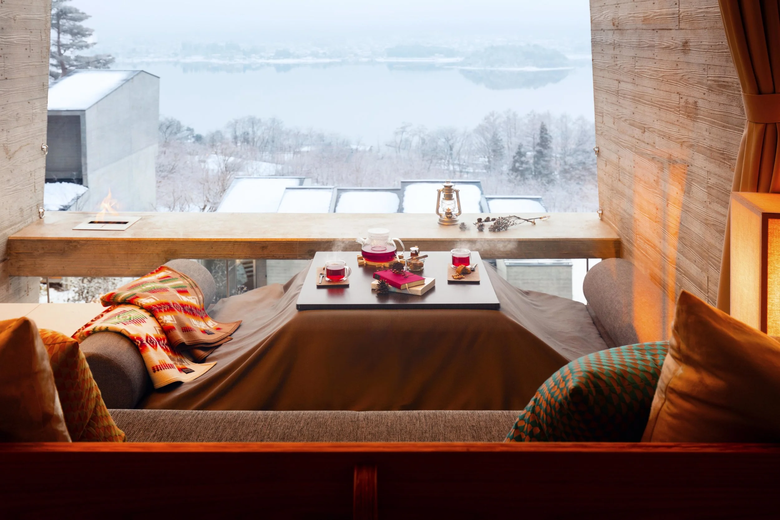 Hoshinoya Fuji — Room + Wild